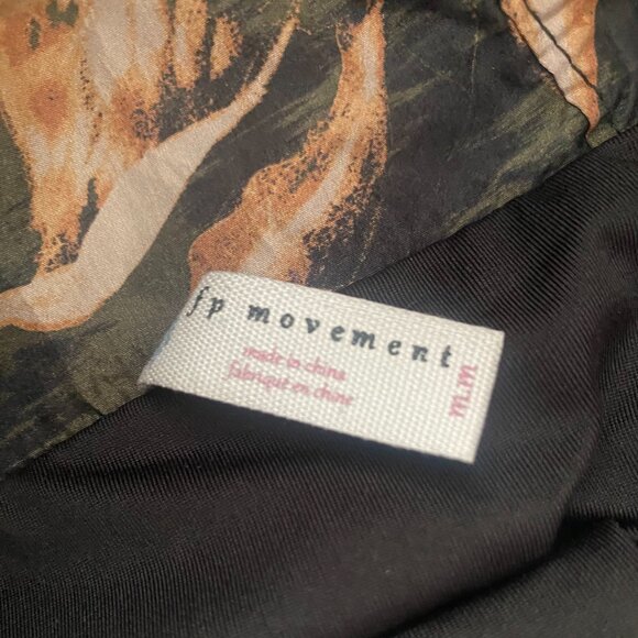 Free Peope "the way home" athletic shorts - Picture 10 of 10